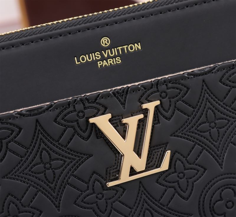 Mens Louis Vuitton Clutch Bags